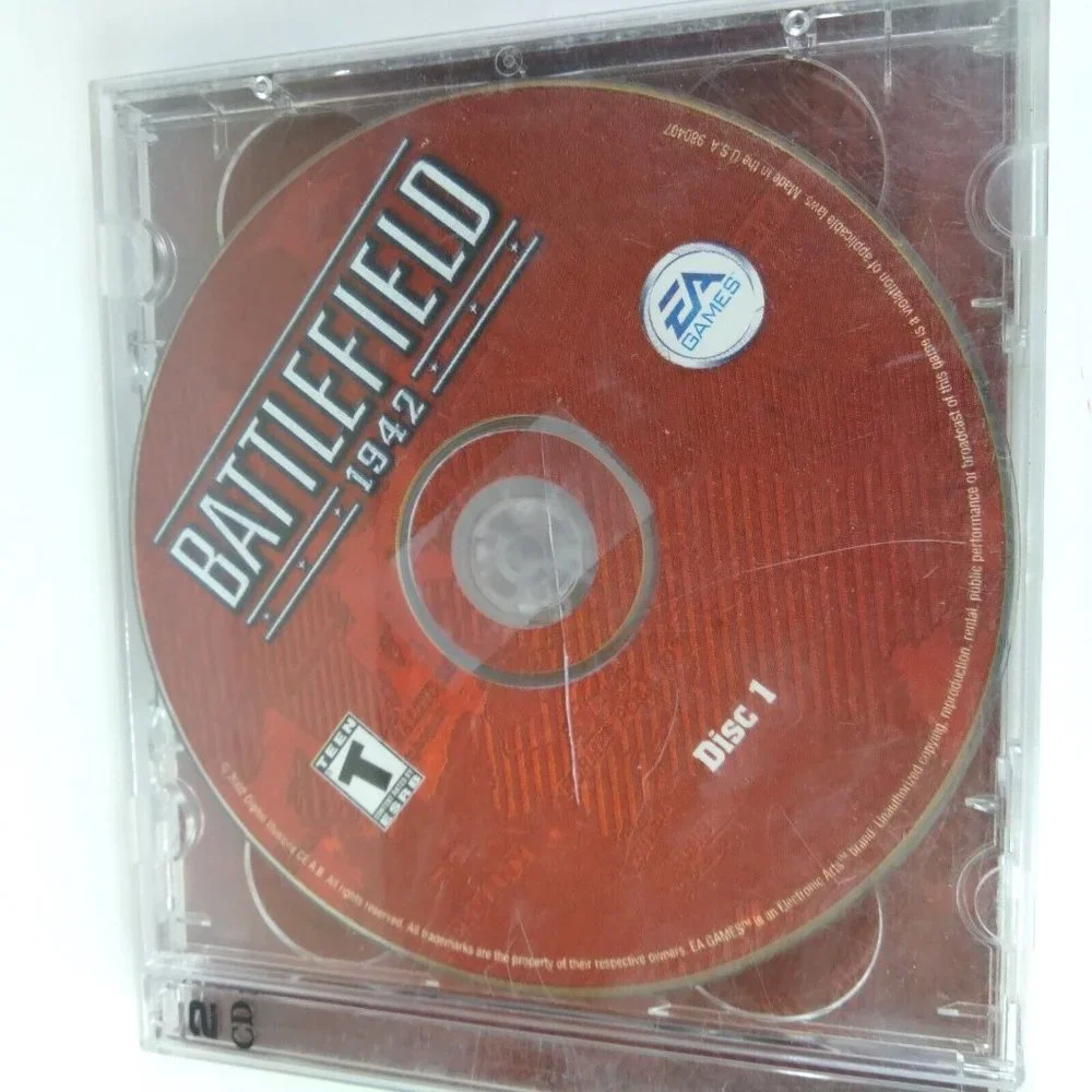 LOT 8 PC GAMES Call‎ of Duty Battlefield Pinball Centipede Sim City 2000